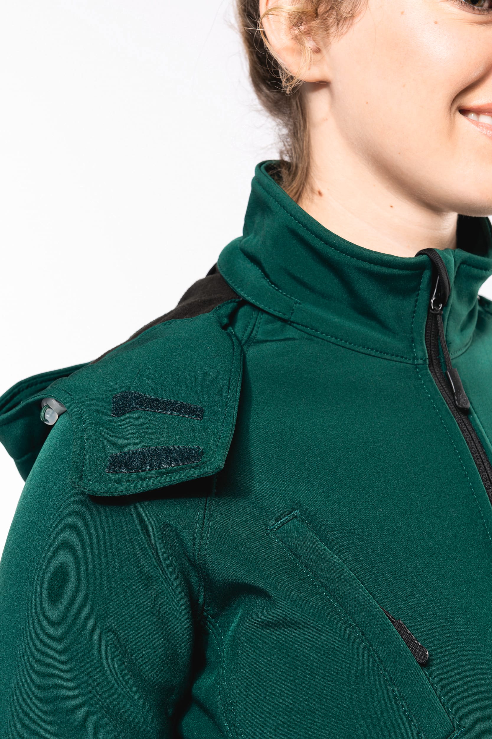 Dames softshell jas met afneembare capuchon