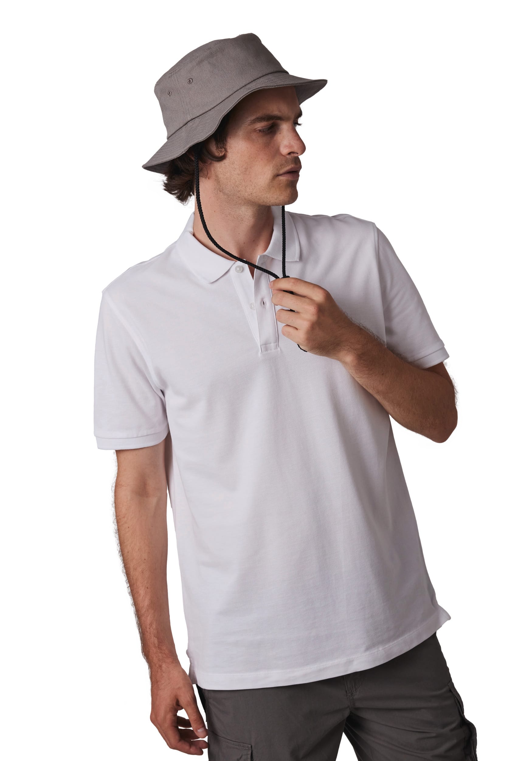 Bob in de stijl van een bucket hat