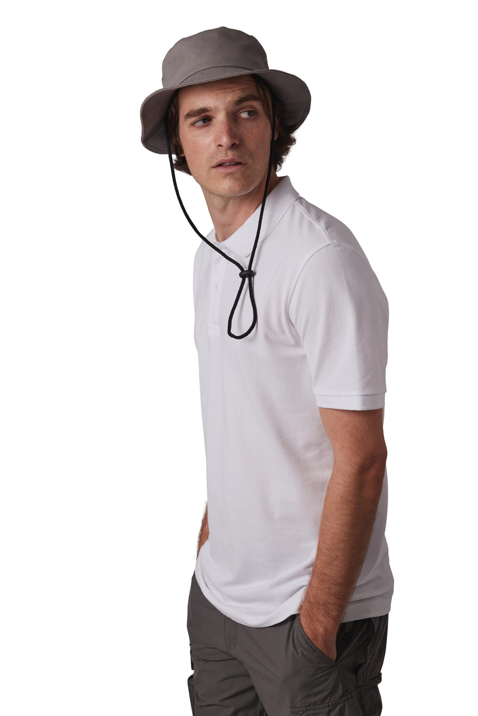 Bob in de stijl van een bucket hat