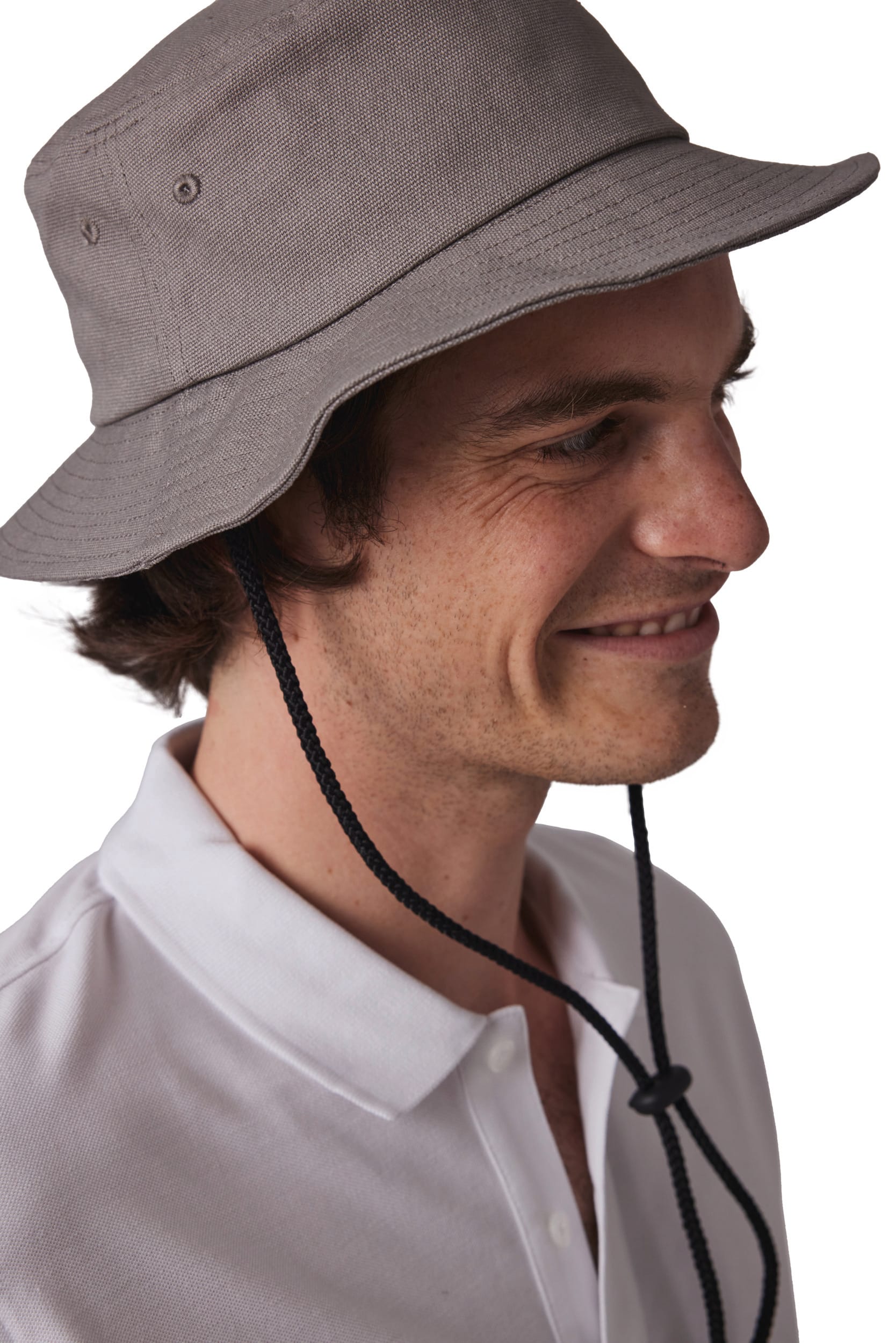Bob in de stijl van een bucket hat