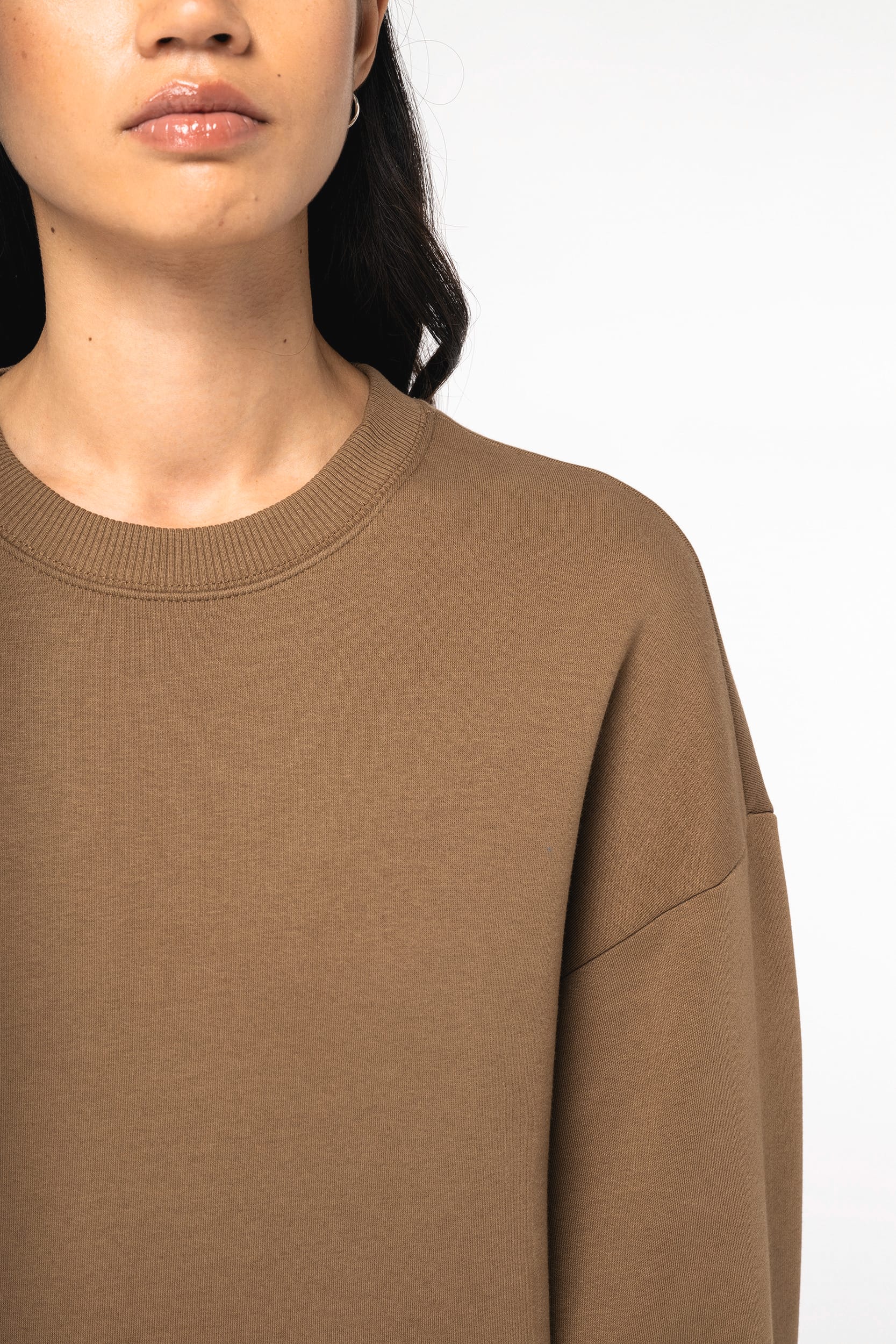Ecologische oversized uniseks sweater met ronde hals
